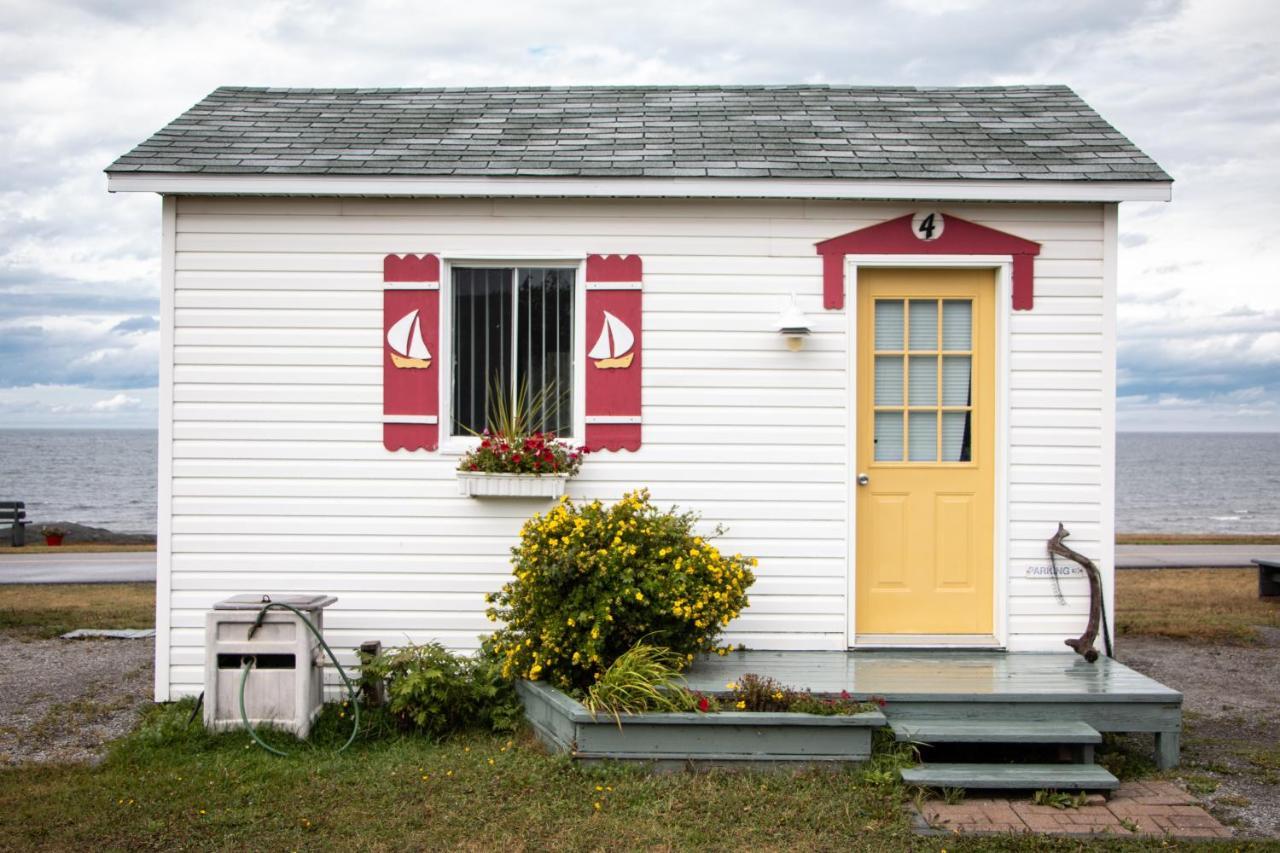 Les Cabines Du Phare Rimouski Buitenkant foto