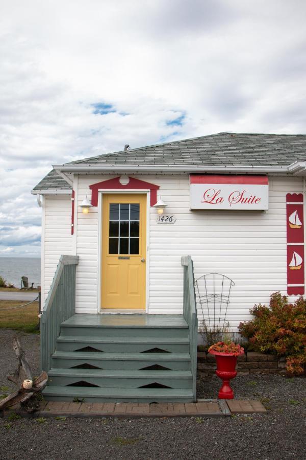 Les Cabines Du Phare Rimouski Buitenkant foto