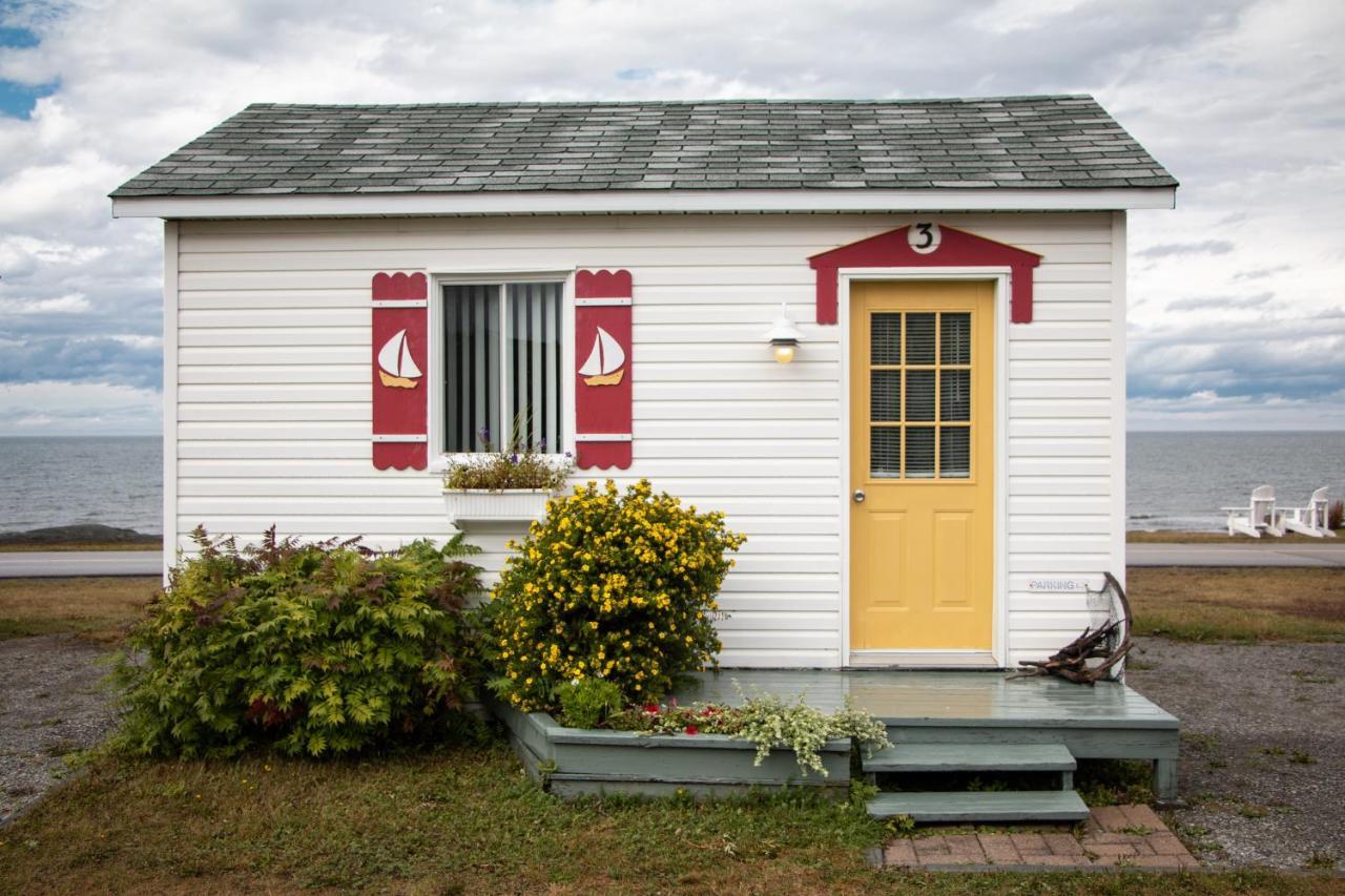 Les Cabines Du Phare Rimouski Buitenkant foto