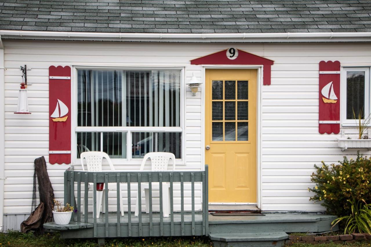 Les Cabines Du Phare Rimouski Buitenkant foto