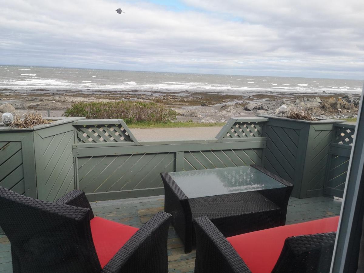 Les Cabines Du Phare Rimouski Buitenkant foto